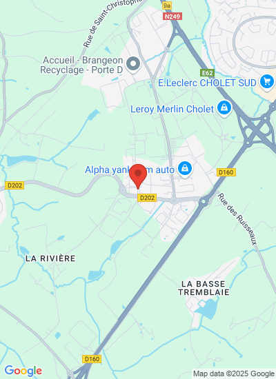 Map showing Cholet, France