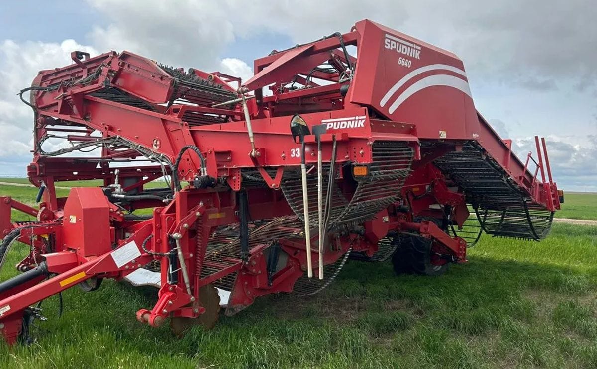Spudnik 2050 (50' Semi Trailer Chain Bottom with Tarp)
