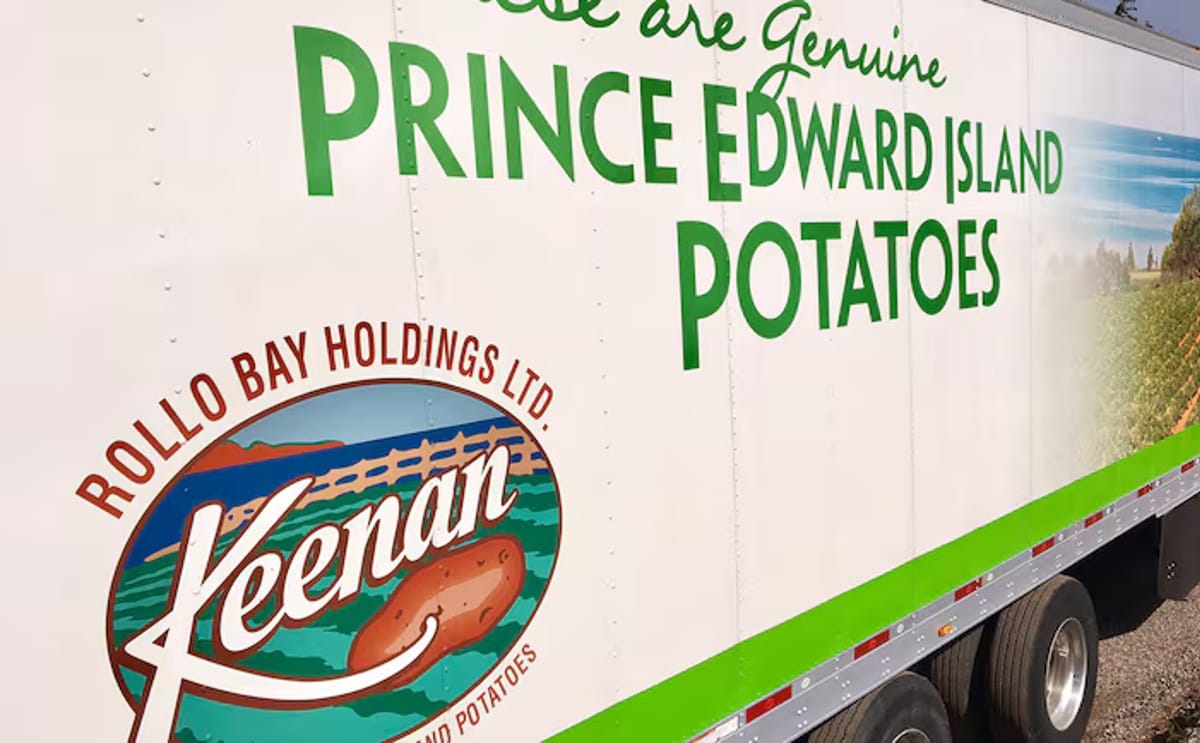 Rollo bay holding potatoes