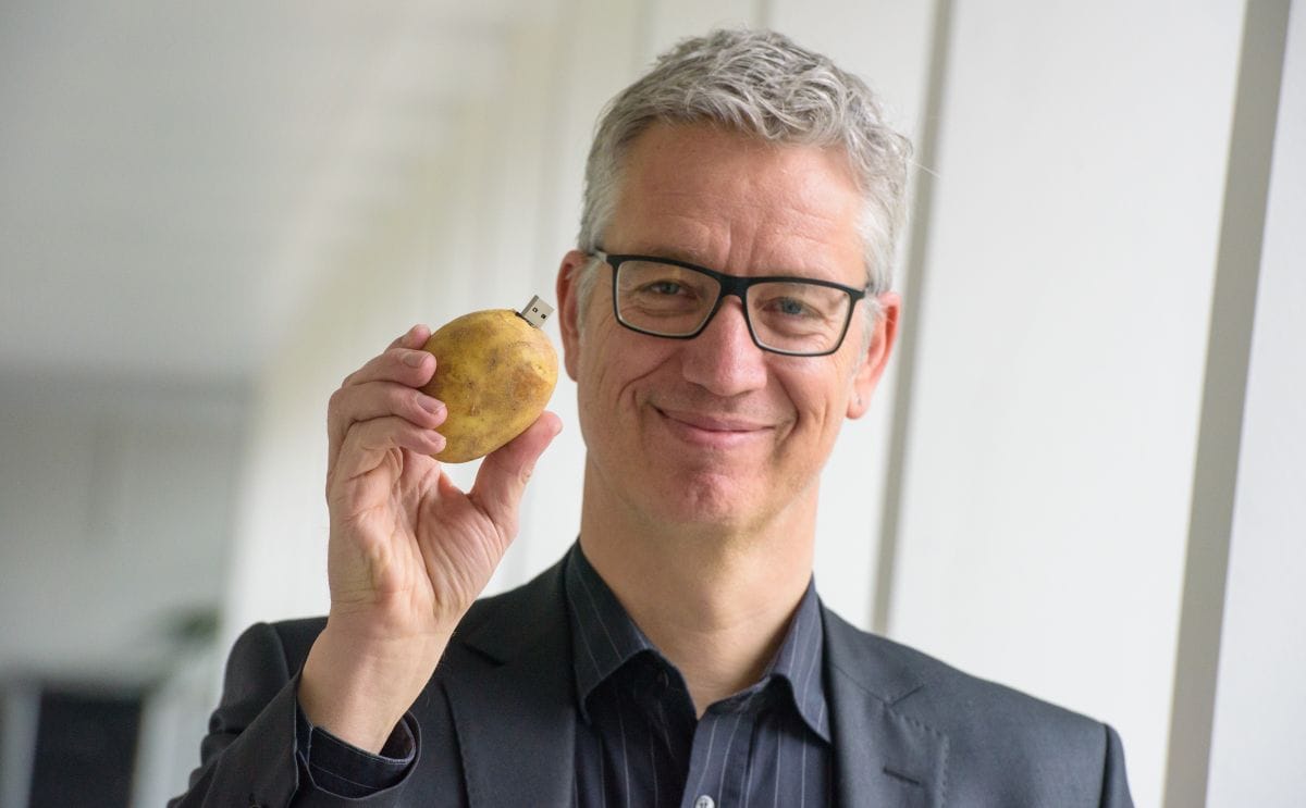 Saarland university wolfgang maass
